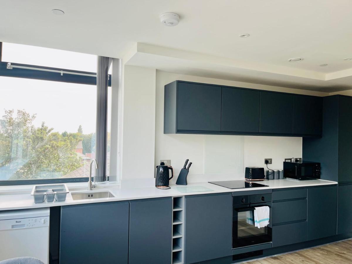 Stunning One Bedroom Apartment In Old Trafford Manchester Eksteriør billede